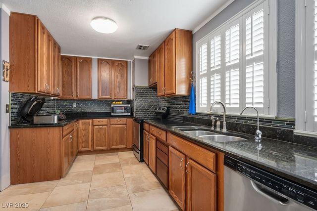 6505 Alta Drive, Las Vegas, NV 89107