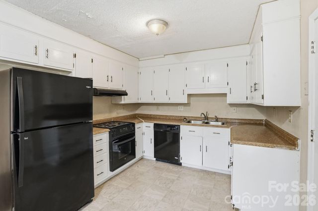 4459 Fair Springs Road, Charlotte, NC 28227