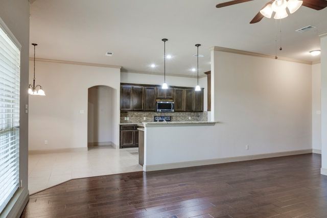2052 Harvest Knoll Circle, Royse City, TX 75189