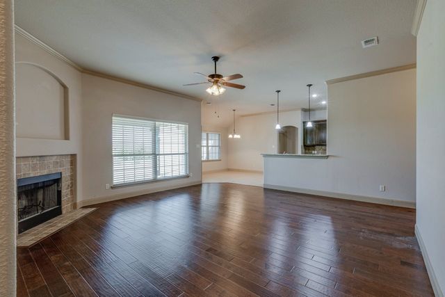 2052 Harvest Knoll Circle, Royse City, TX 75189