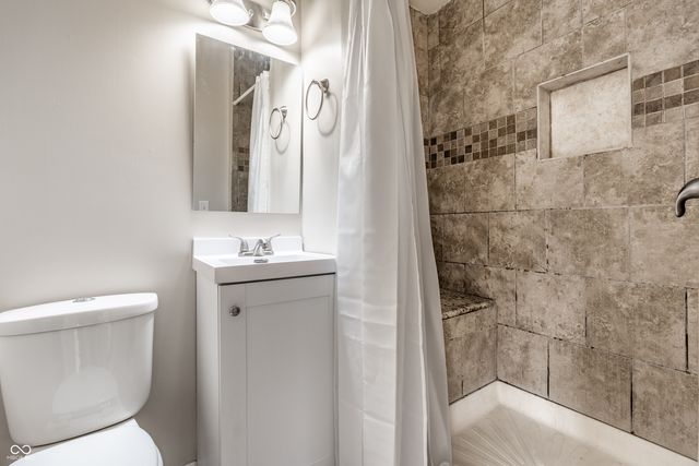 2928 Cicero Road, Noblesville, IN 46060