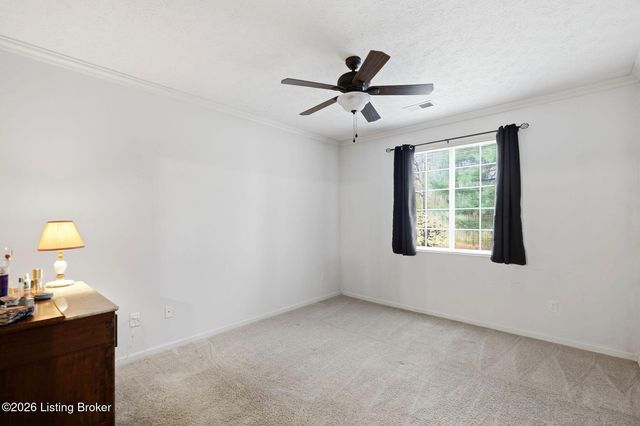 2704 Bradford Commons Dr 103, Louisville, KY 40299