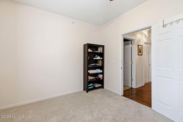 2704 Bradford Commons Dr 103, Louisville, KY 40299