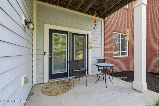 2704 Bradford Commons Dr 103, Louisville, KY 40299
