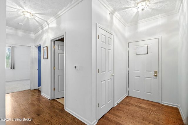 2704 Bradford Commons Dr 103, Louisville, KY 40299