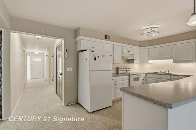 719 Kennely Road, Saginaw Twp, MI 48609
