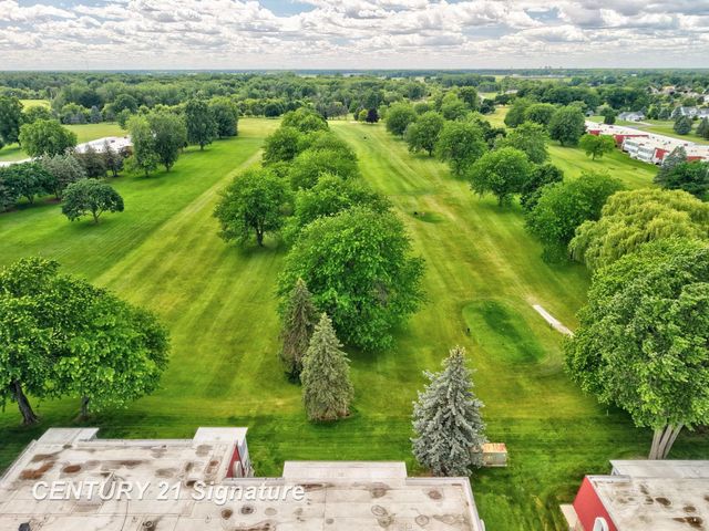 719 Kennely Road, Saginaw Twp, MI 48609