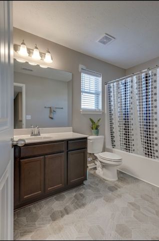 2110 Oak Dr, Murfreesboro, TN 37128