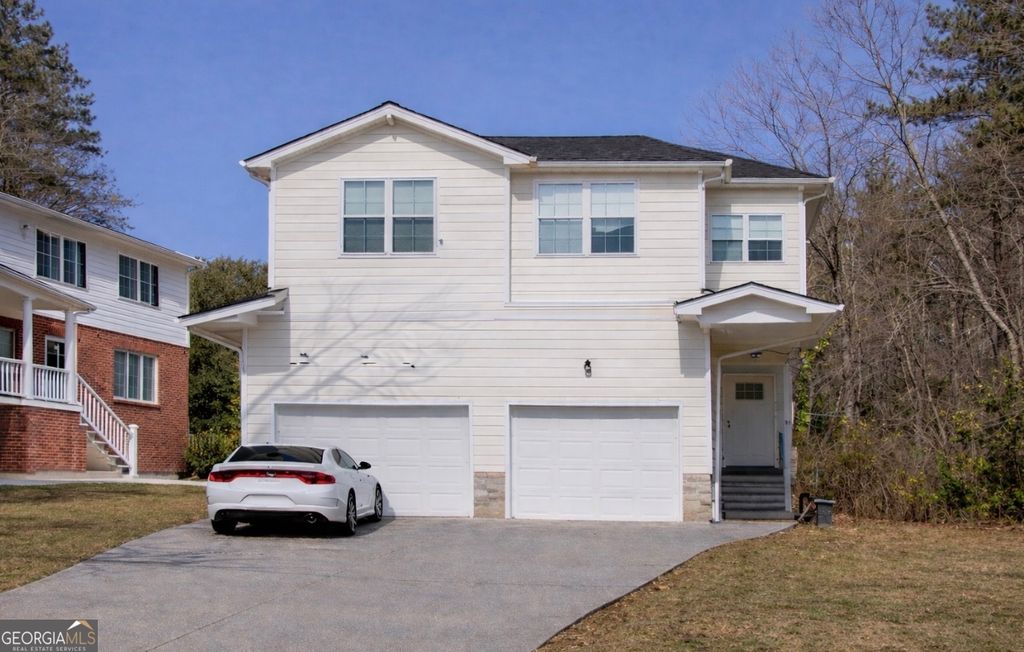 2035 Lois Place NW, Atlanta, GA 30318