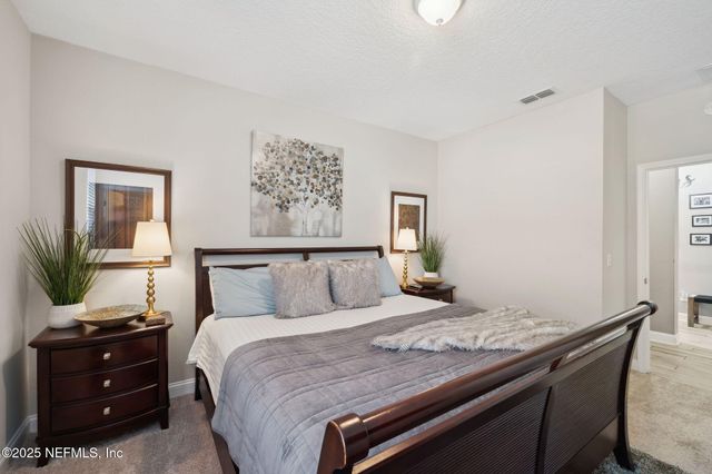 5140 CLAPBOARD CREEK Drive, Jacksonville, FL 32226