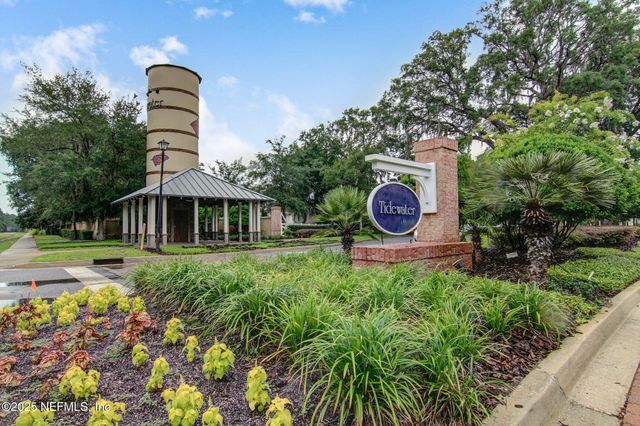 5140 CLAPBOARD CREEK Drive, Jacksonville, FL 32226