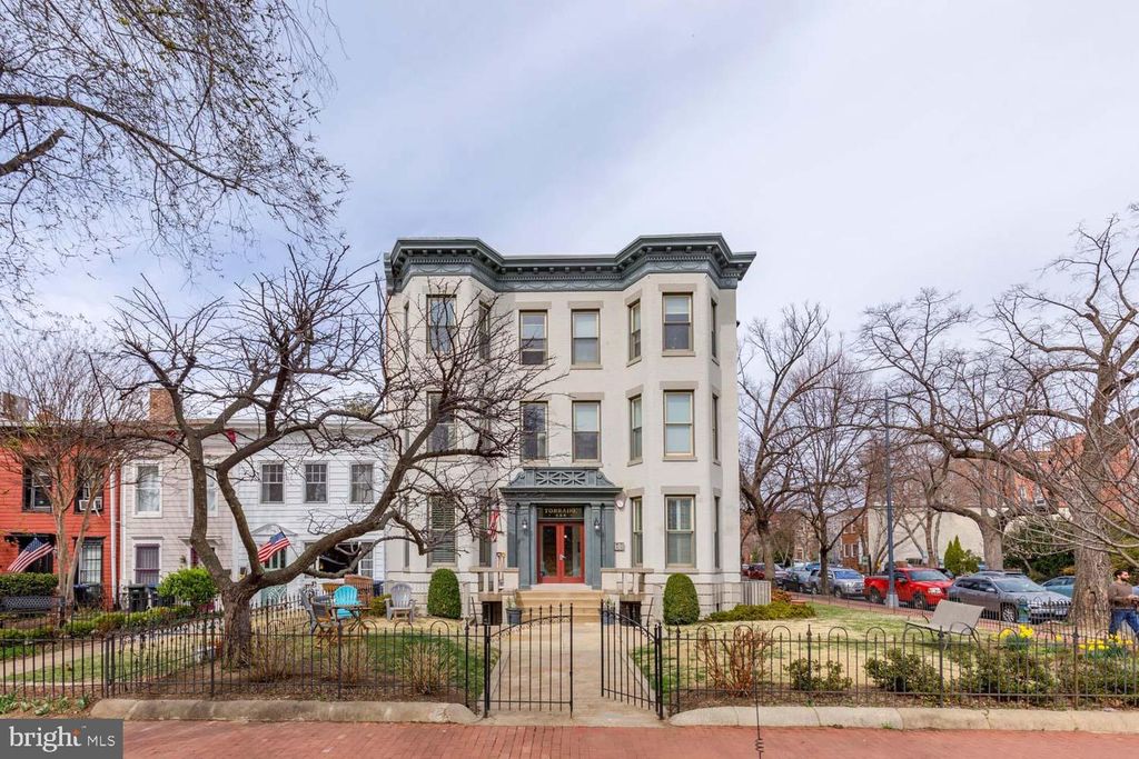 424 EAST CAPITOL ST NE #2, Washington, DC 20003