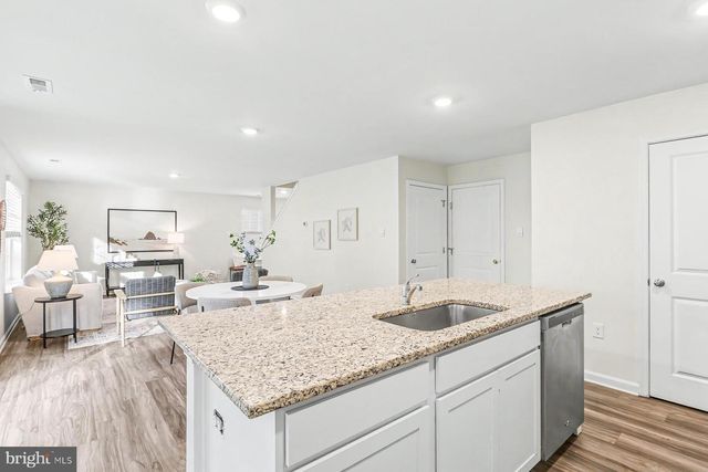 6096 DEBORAH DR, Spring Grove, PA 17362
