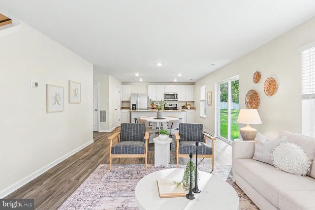 6096 DEBORAH DR, Spring Grove, PA 17362