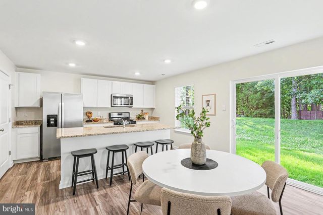6096 DEBORAH DR, Spring Grove, PA 17362