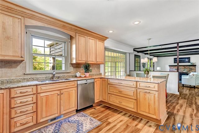 4329 Reservoir Ln, Chesterfield, VA 23234