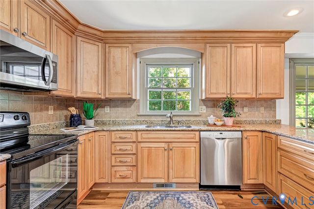 4329 Reservoir Ln, Chesterfield, VA 23234