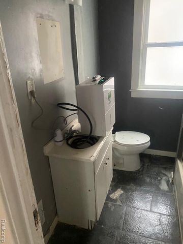 4703 Drexel Street, Detroit, MI 48215