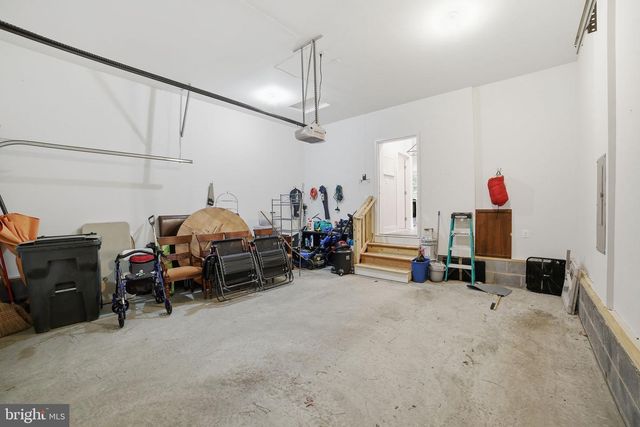 329 N GLEBE RD, Montross, VA 22520
