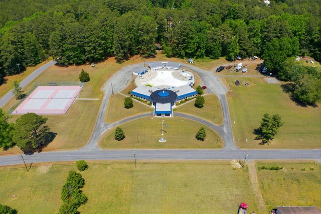 329 N GLEBE RD, Montross, VA 22520