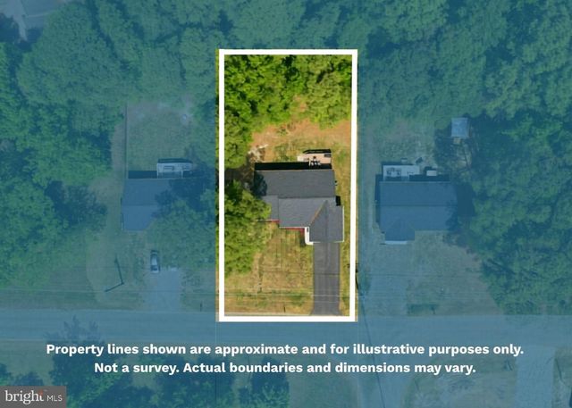 329 N GLEBE RD, Montross, VA 22520