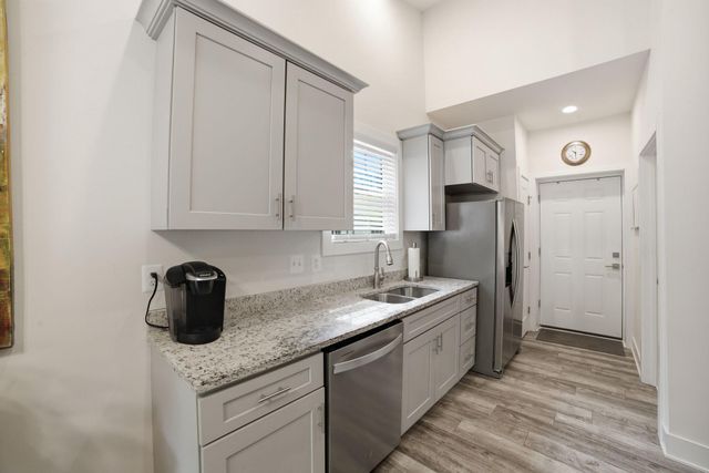 329 N GLEBE RD, Montross, VA 22520