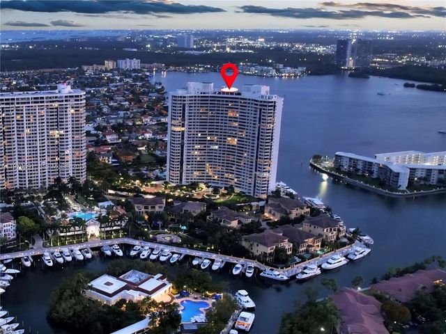 1000 E Island Blvd 1004, Aventura, FL 33160