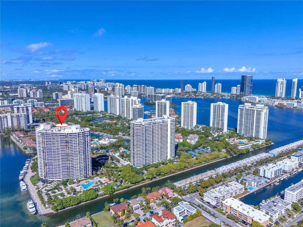 1000 E Island Blvd 1004, Aventura, FL 33160