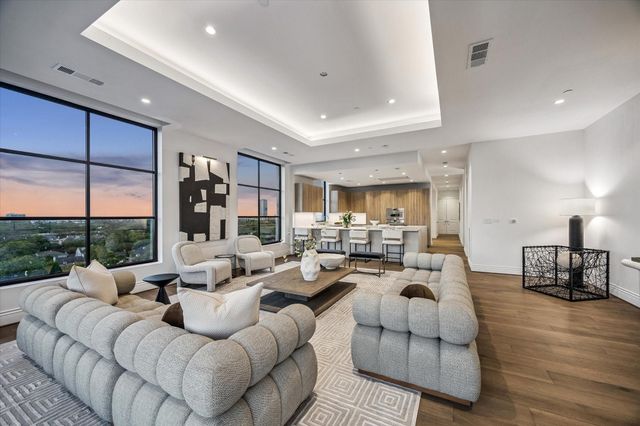 2323 San Felipe Street 901, Houston, TX 77019