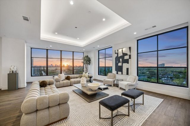 2323 San Felipe Street 901, Houston, TX 77019