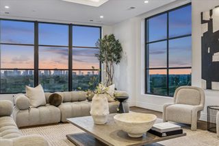 2323 San Felipe Street 901, Houston, TX 77019