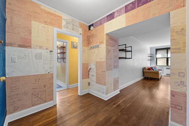 7810 34th Ave Apt 3B, New York City, NY 11372