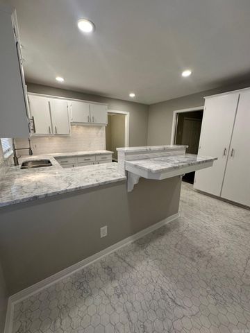 5909 Lee Avenue, Little Rock, AR 72205