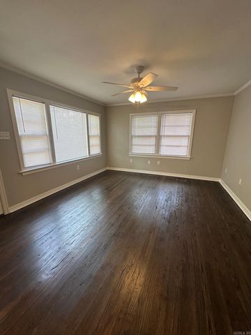 5909 Lee Avenue, Little Rock, AR 72205