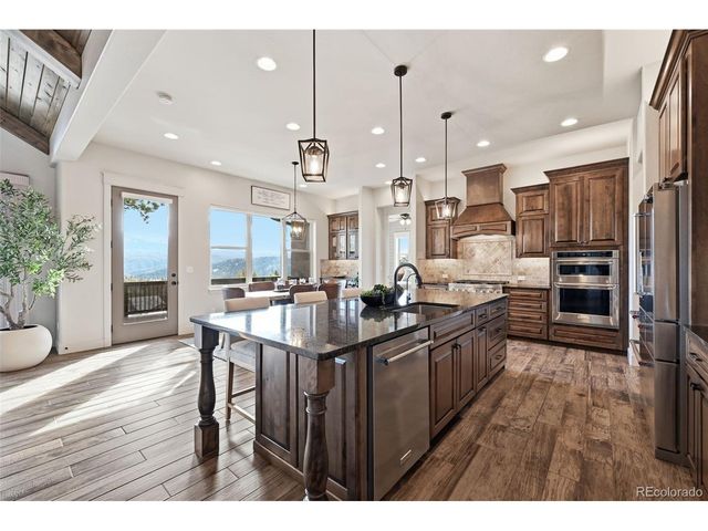 321 Thunder Ridge Dr, Woodland Park, CO 80863