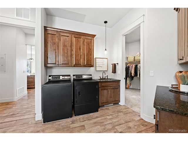 321 Thunder Ridge Dr, Woodland Park, CO 80863