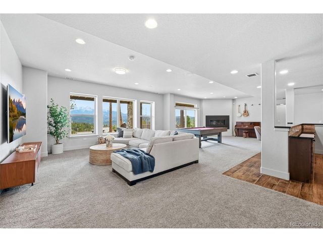 321 Thunder Ridge Dr, Woodland Park, CO 80863