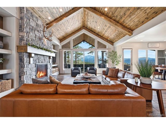 321 Thunder Ridge Dr, Woodland Park, CO 80863