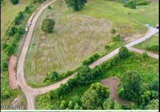 199 Squirrel Hollow Road, Holly Springs, MS 38635