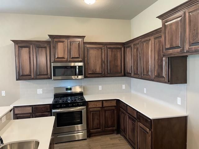 421 Compass Drive, Yukon, OK 73099