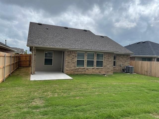 421 Compass Drive, Yukon, OK 73099