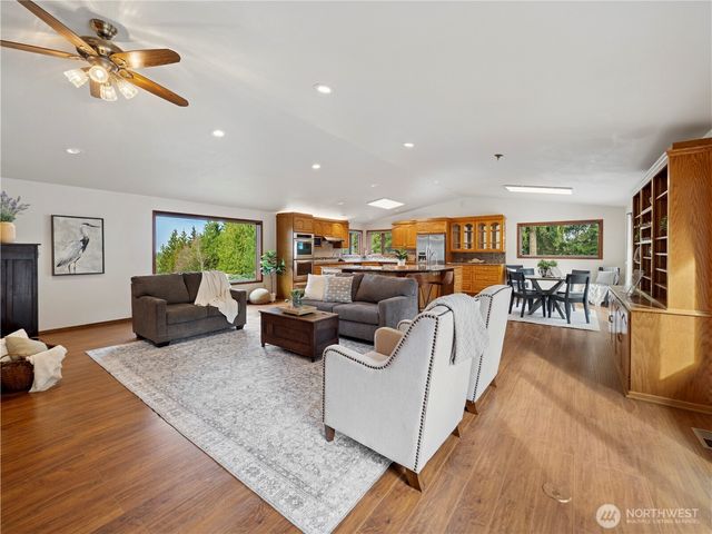 28118 163rd Street E, Wilkeson, WA 98396