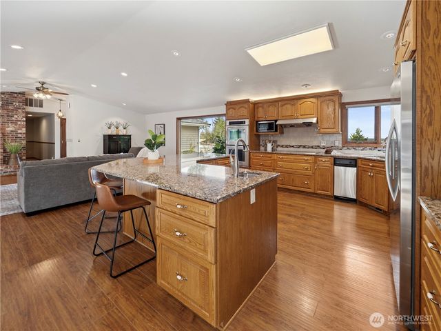 28118 163rd Street E, Wilkeson, WA 98396