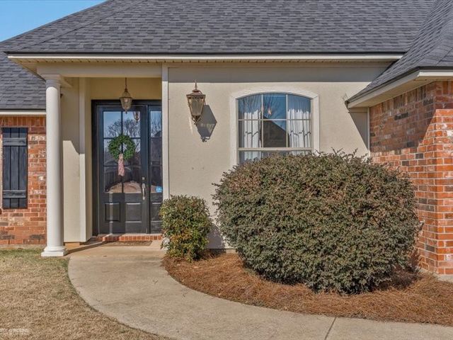 2213 Shumark Trail, Bossier City, LA 71111