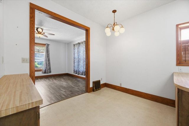301 GRACE Street, Council Bluffs, IA 51503