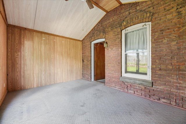 301 GRACE Street, Council Bluffs, IA 51503