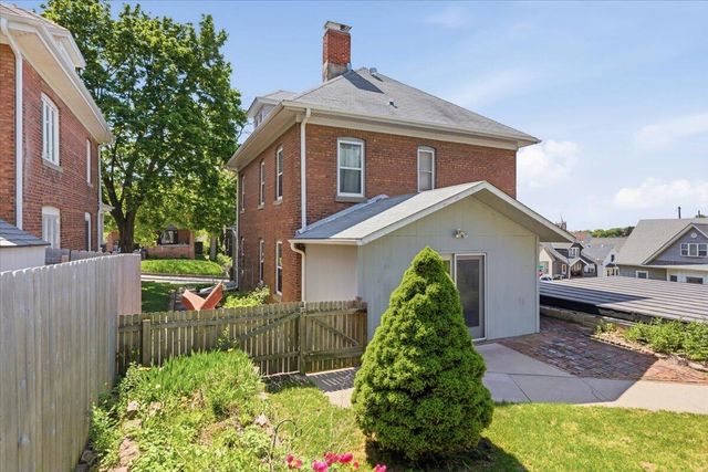 301 GRACE Street, Council Bluffs, IA 51503