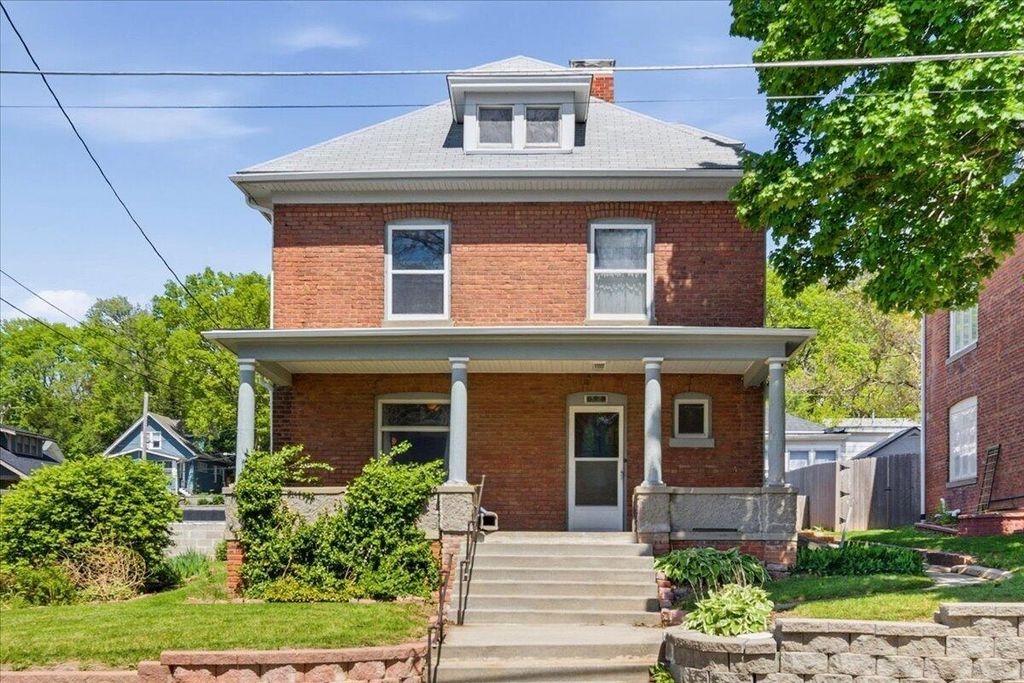 301 GRACE Street, Council Bluffs, IA 51503