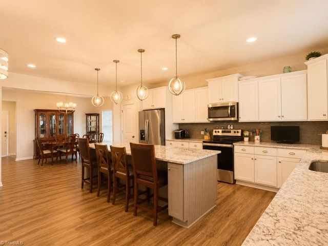3125 Fortnight Road, Pfafftown, NC 27040
