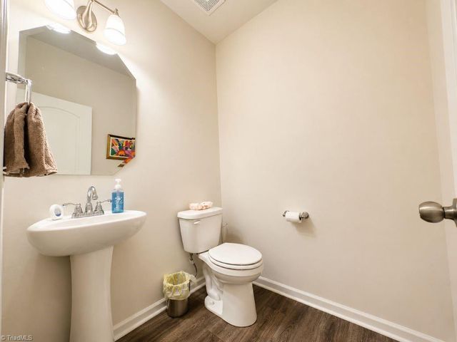 3125 Fortnight Road, Pfafftown, NC 27040
